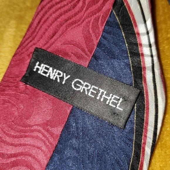Red, White, Blue Patterned Tie New - Picture 4 of 5